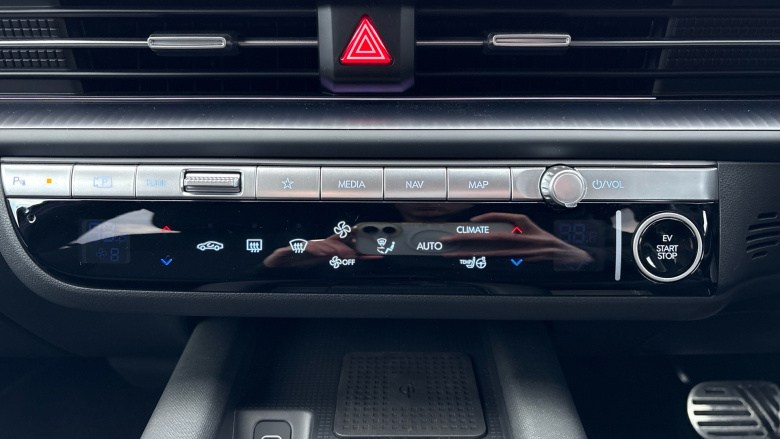 Hyundai IONIQ 6 168kW Premium 77kWh 4dr Auto Electric Saloon